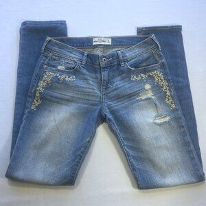 Girls Abercrombie Kids 16 Light Wash Distressed Jeans Floral Embroidered Pockets